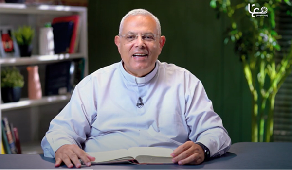 مع الأب نادر ميشال اليسوعي