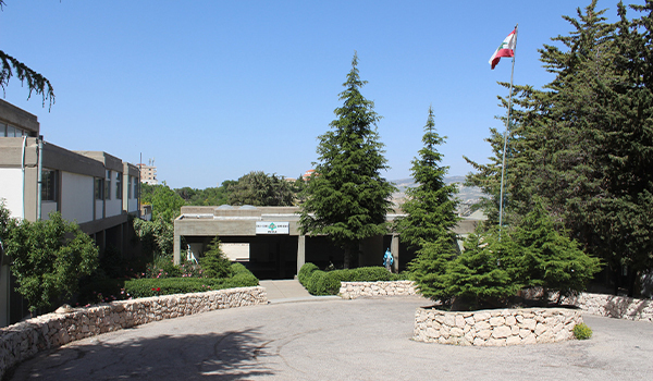 في قلب الألم يولد الرجاء، وفي ظلمة الحرب يبقى نور الله حاضرًا لا ينطفئ